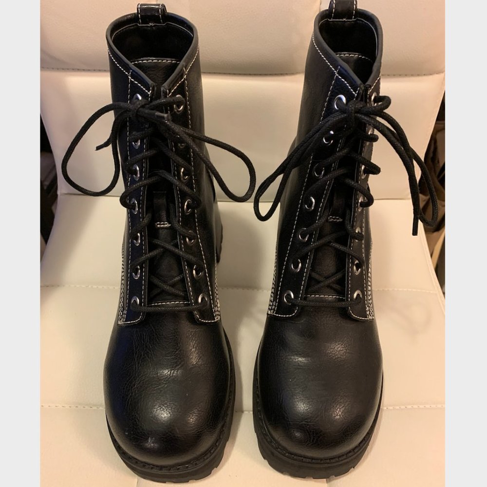 Chunky Combat Boots by CURRENT MOOD - SIZE 9